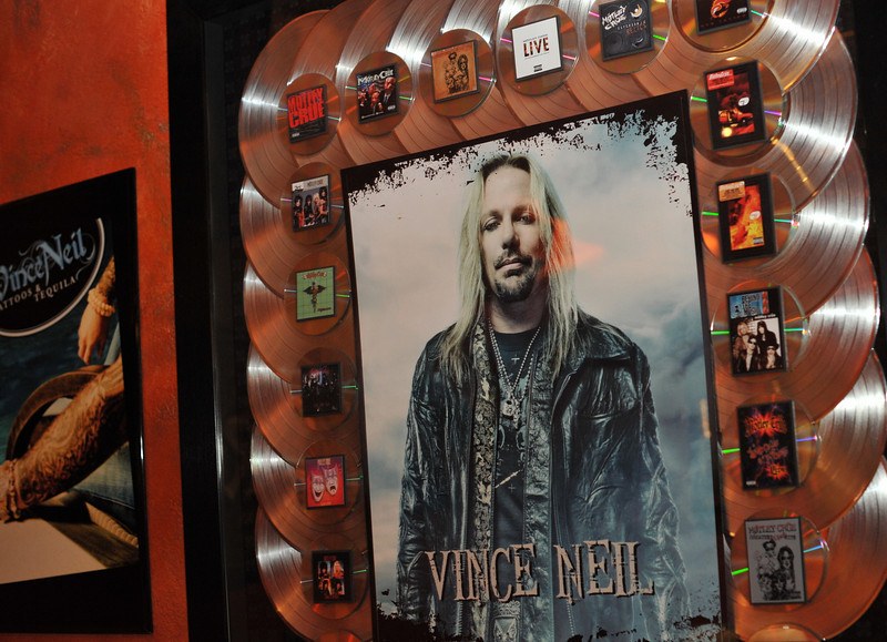 vince-neil-portrait-tres-rios-tequila-photo-mark-bowers Portrait of Vince Neil at Tres Rios Restaurant